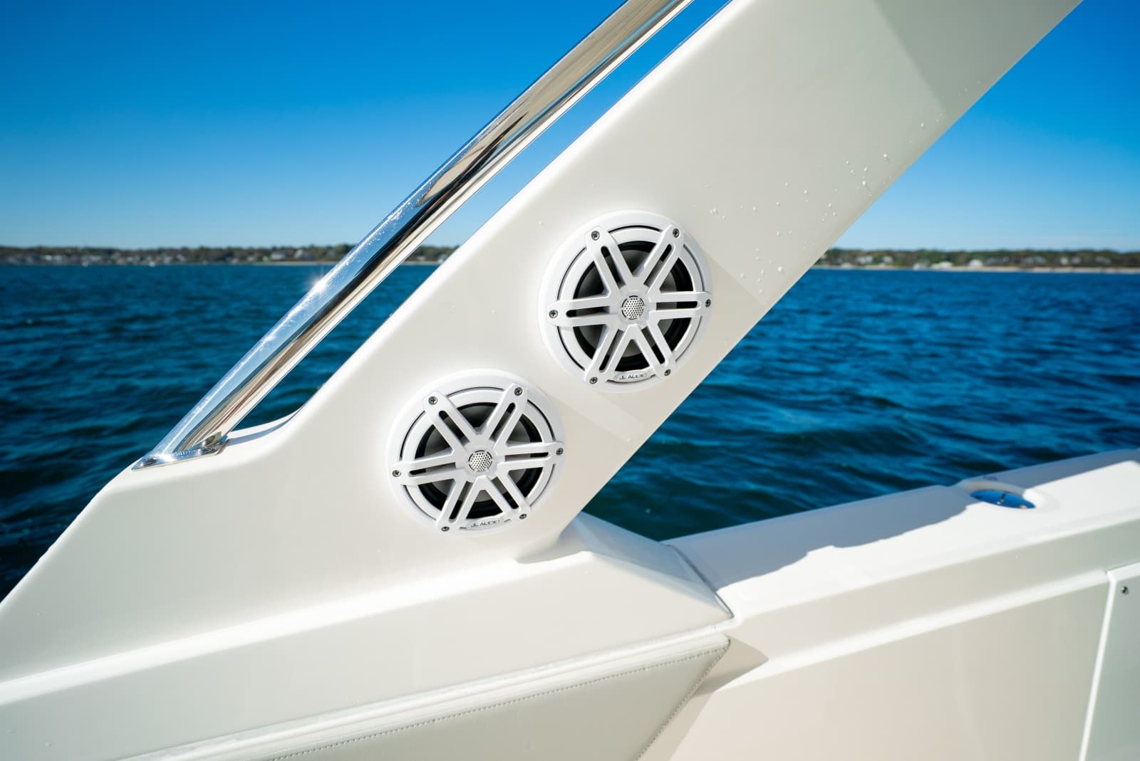 2023 Tiara Yachts 43 LS - Photo 22