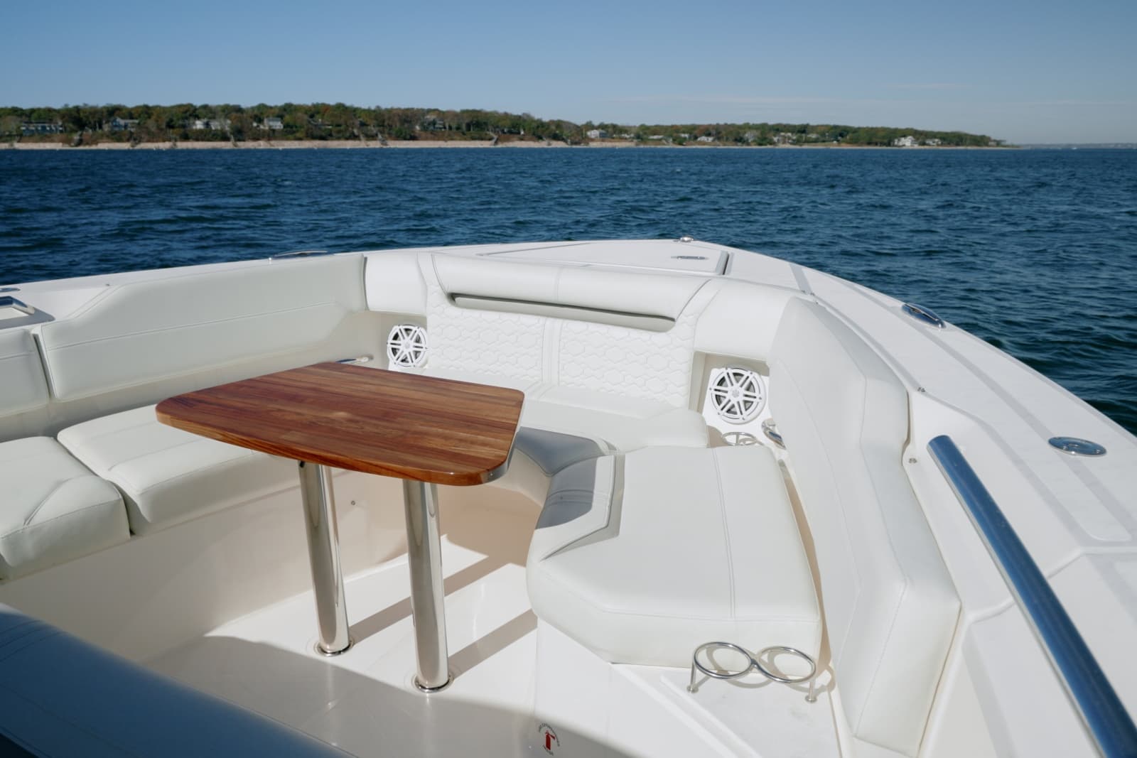 2023 Tiara Yachts 43 LS - Photo 36
