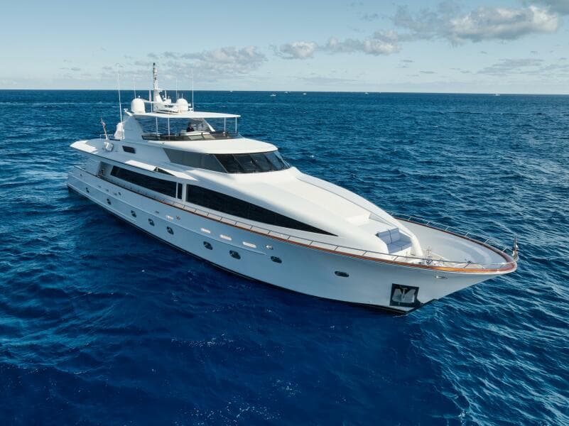 2002 Sovereign Raised Pilothouse - Photo 1