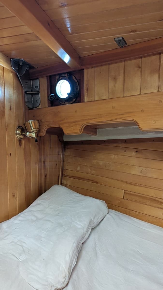1998 Custom 42' Pilothouse Sailboat - Photo 32