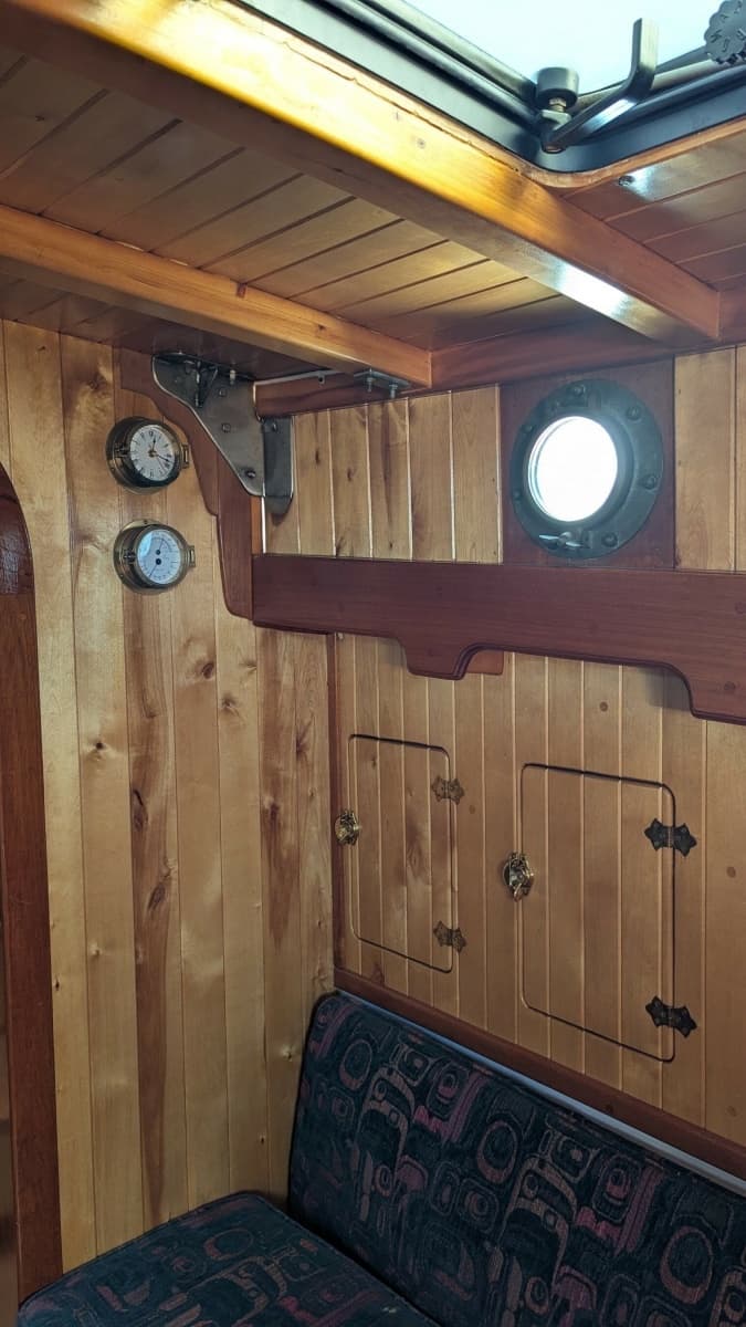 1998 Custom 42' Pilothouse Sailboat - Photo 18