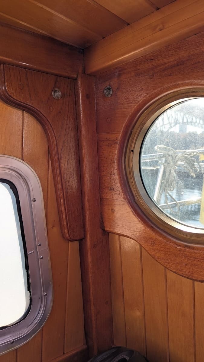 1998 Custom 42' Pilothouse Sailboat - Photo 16