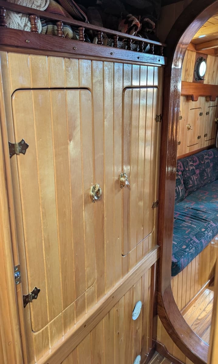 1998 Custom 42' Pilothouse Sailboat - Photo 28