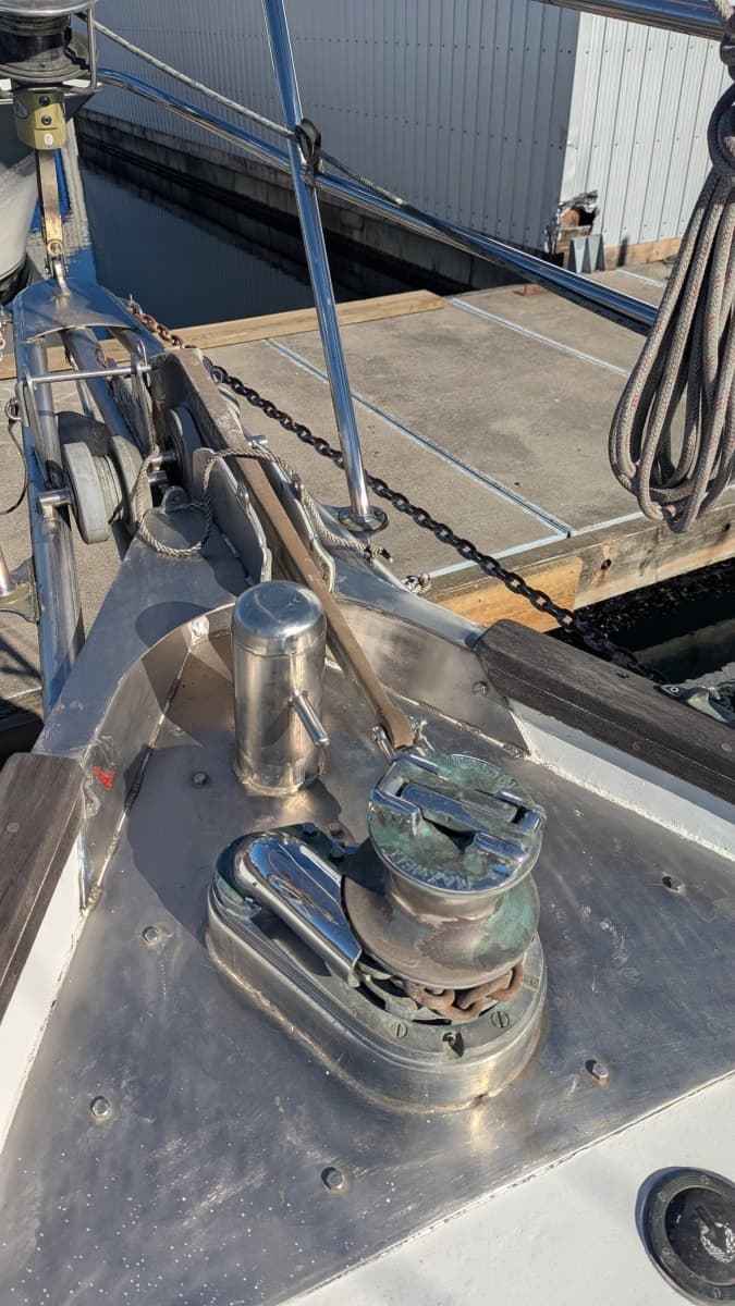 1998 Custom 42' Pilothouse Sailboat - Photo 14