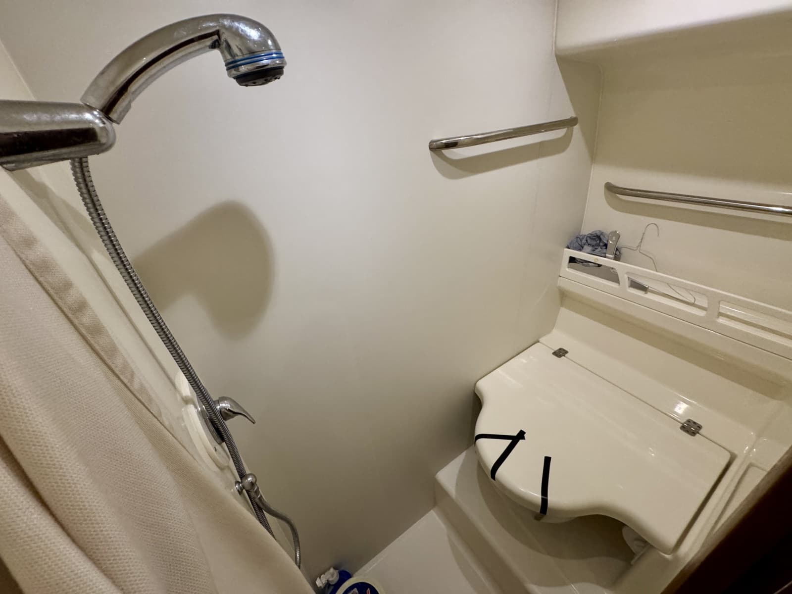 2006 Tiara Yachts 4300 Sovran - Photo 50