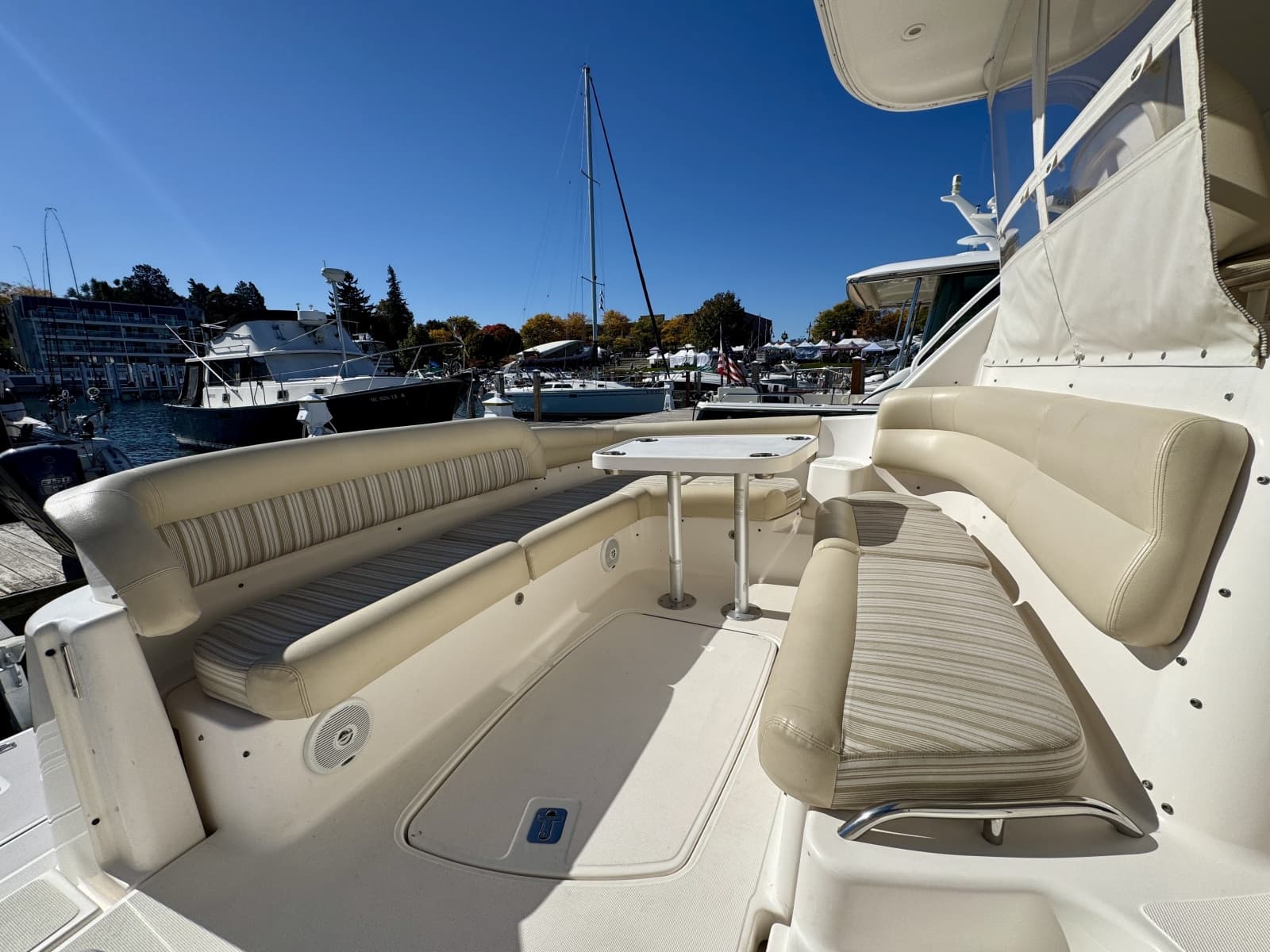 2006 Tiara Yachts 4300 Sovran - Photo 21