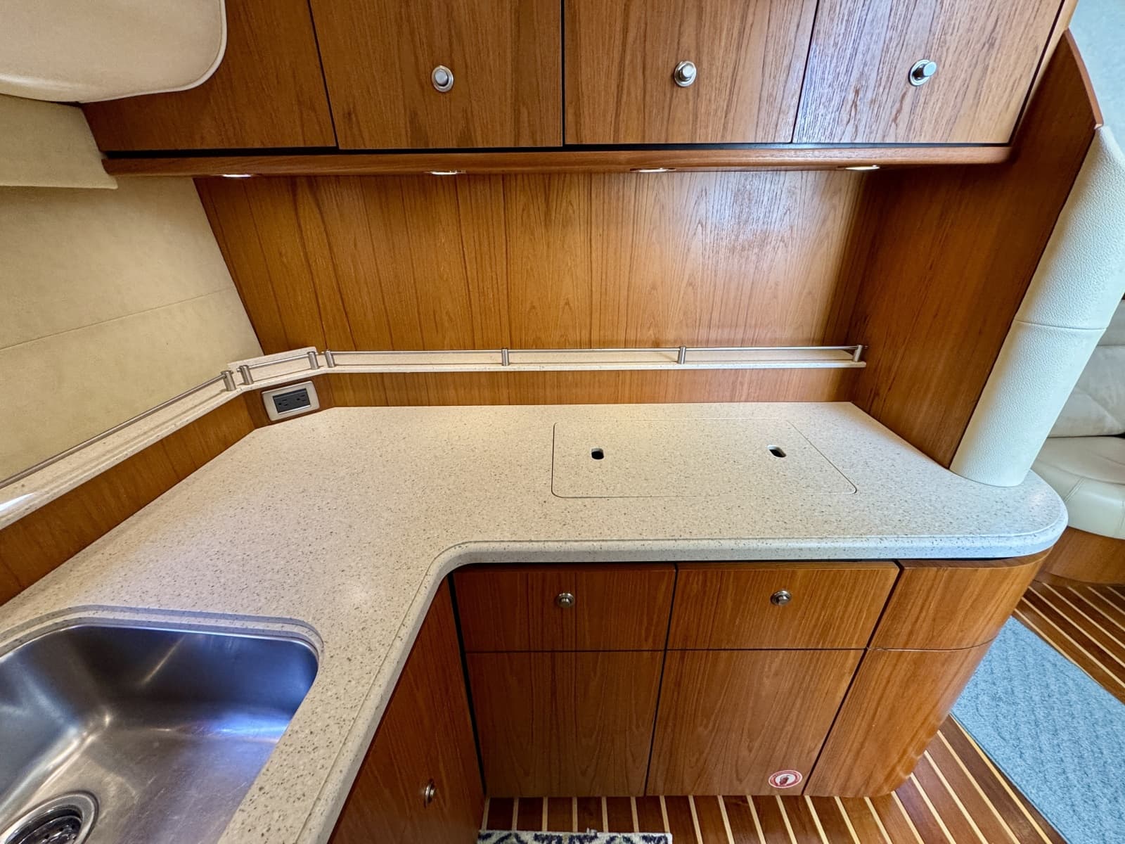 2006 Tiara Yachts 4300 Sovran - Photo 43