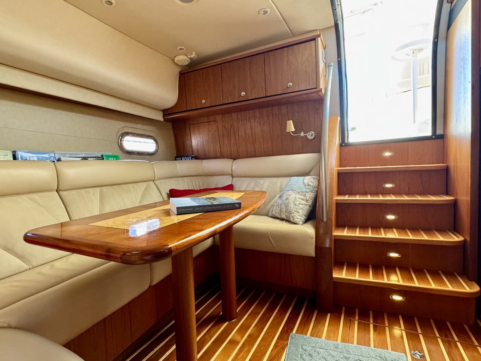 2006 Tiara Yachts 4300 Sovran - Photo 58