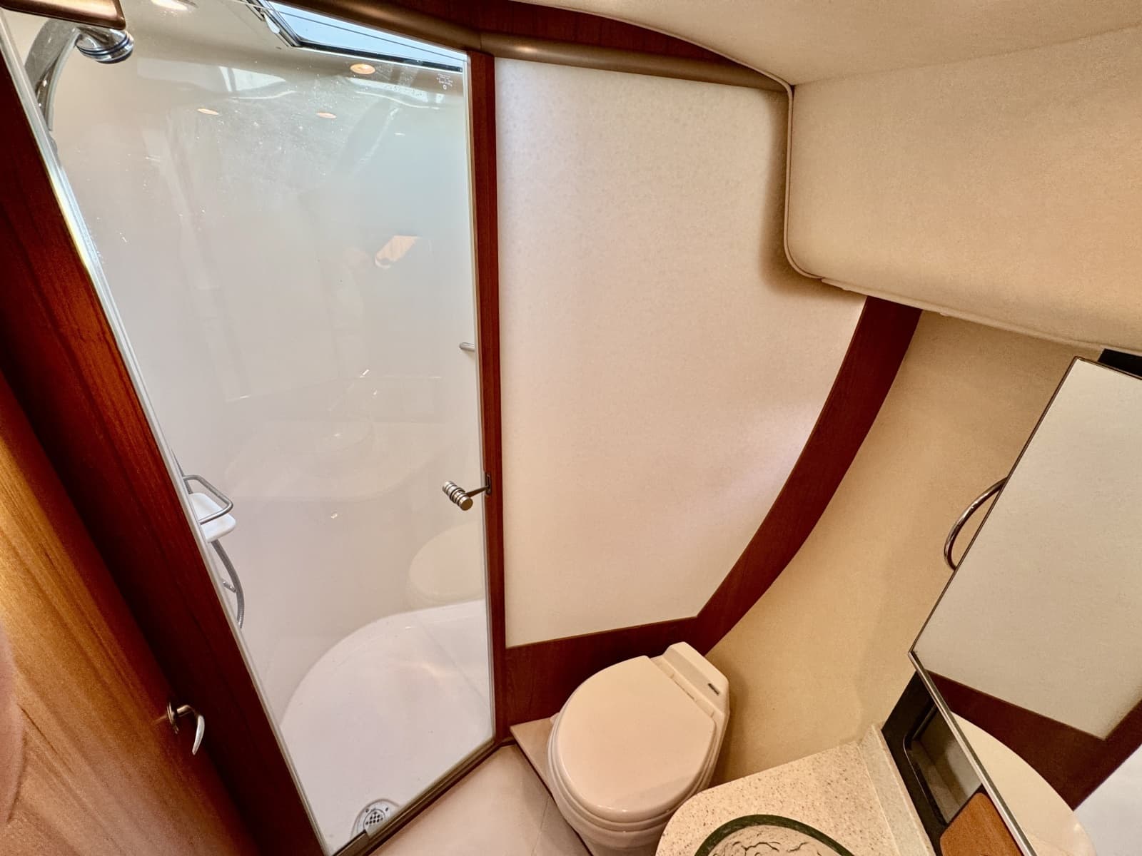 2006 Tiara Yachts 4300 Sovran - Photo 56
