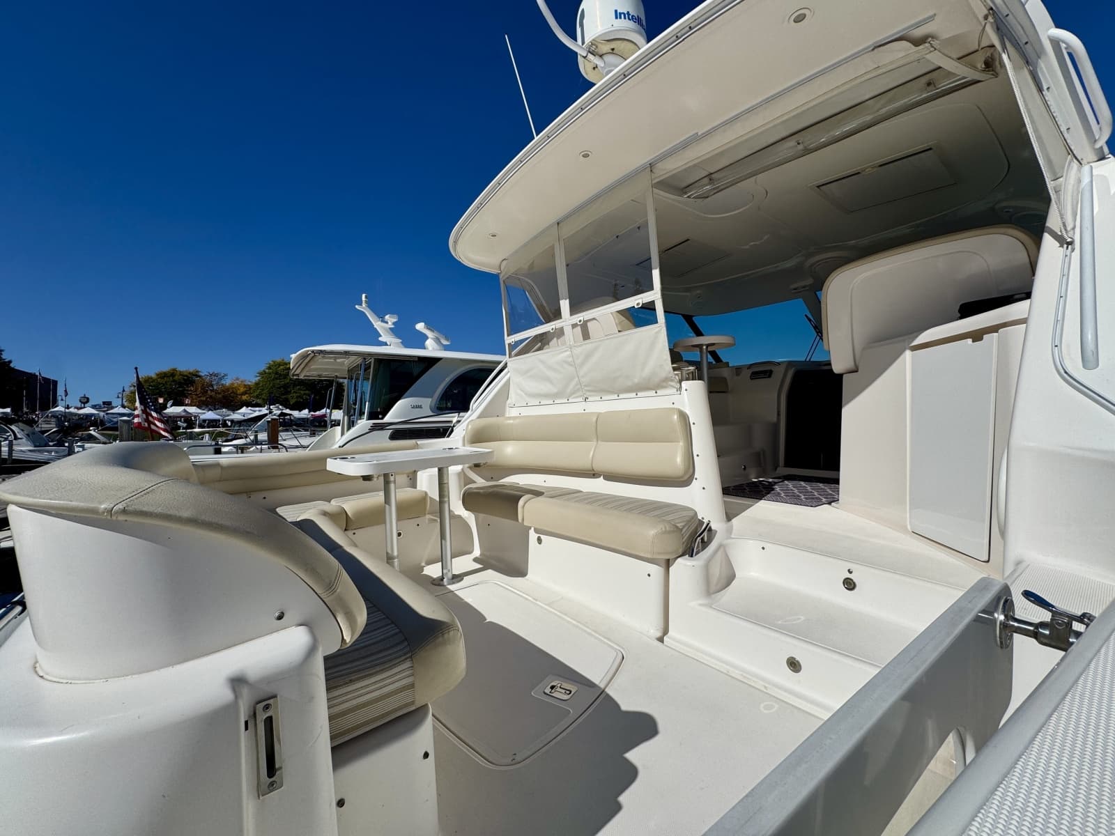 2006 Tiara Yachts 4300 Sovran - Photo 20