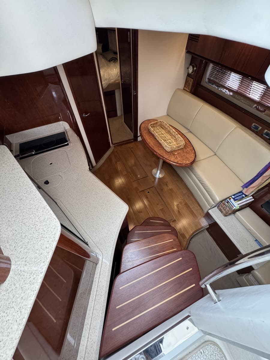 2010 Sea Ray 390 Sundancer - Photo 31