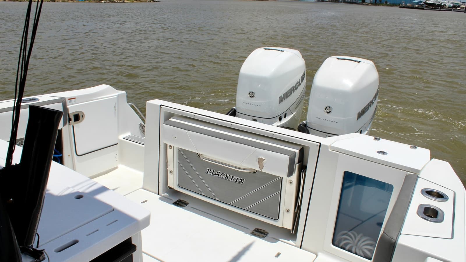 2020 Blackfin 332 Center Console - Photo 12