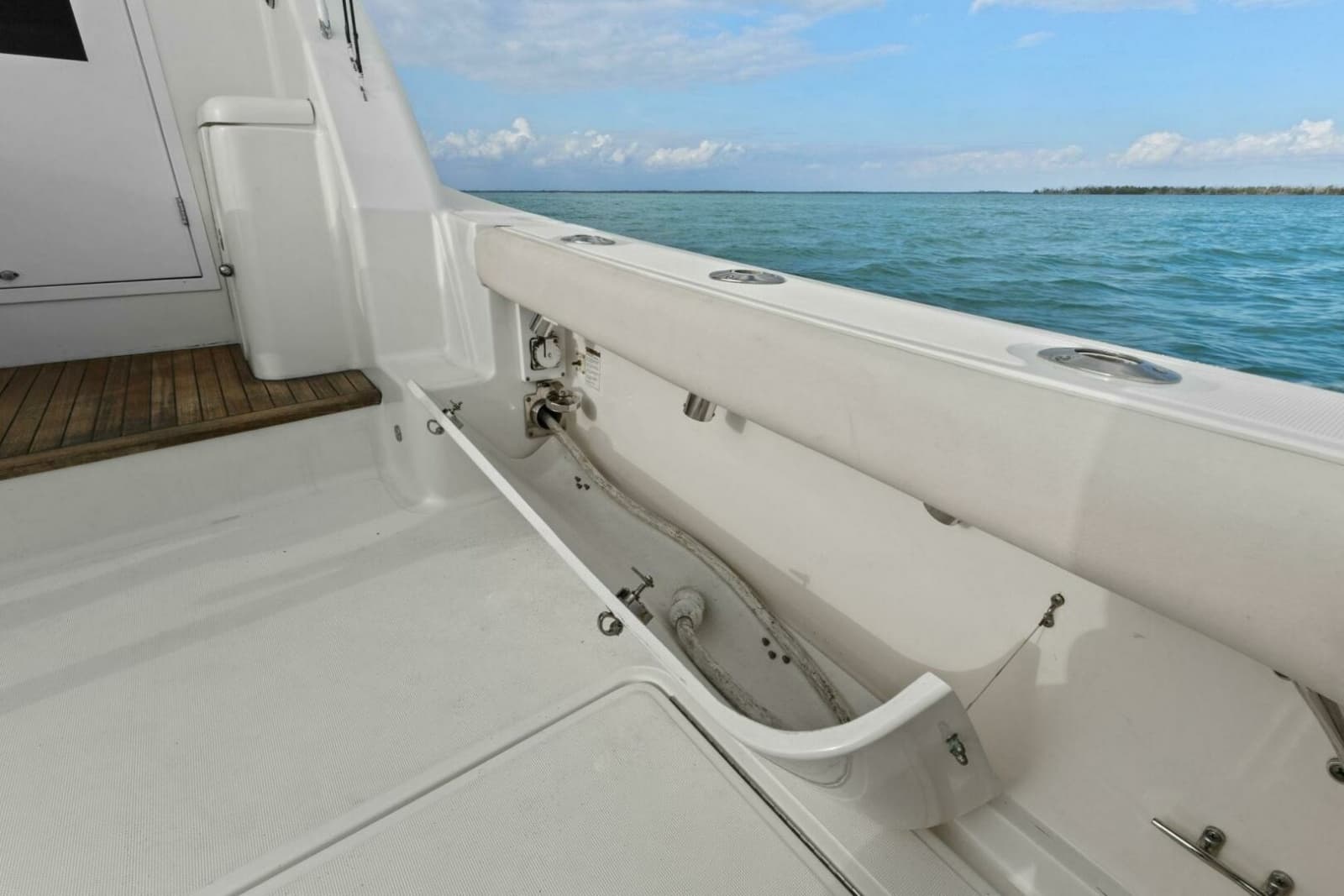 2013 Tiara Yachts 3900 Convertible - Photo 45