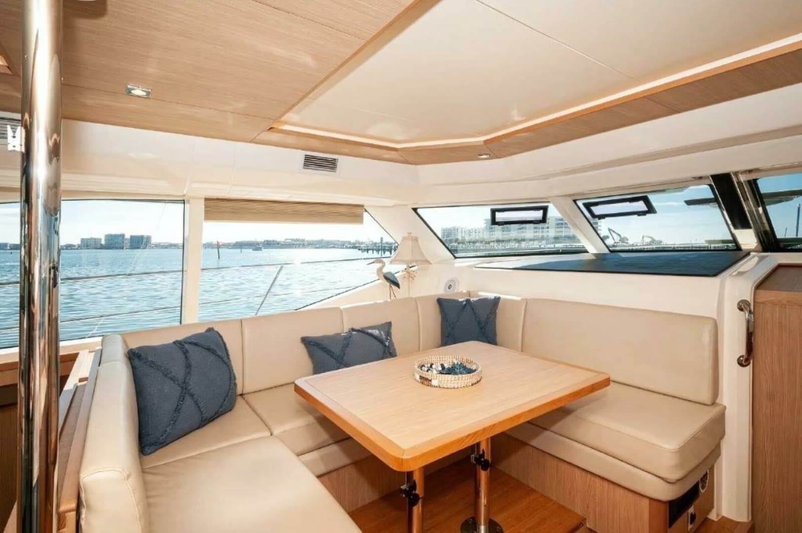 2018 Aquila 44 Yacht - Photo 29
