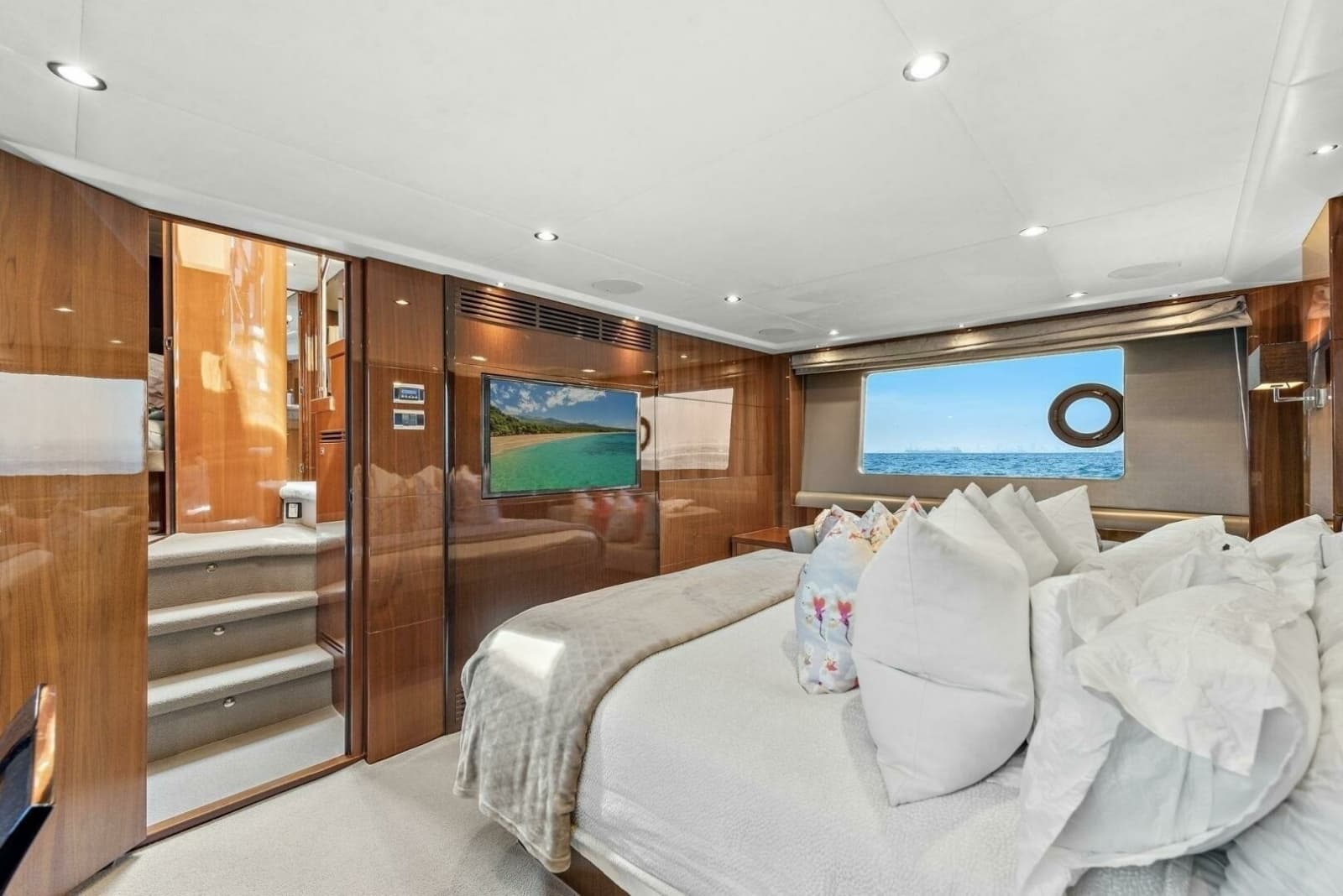 2015 Princess 72 Motoryacht - Photo 29