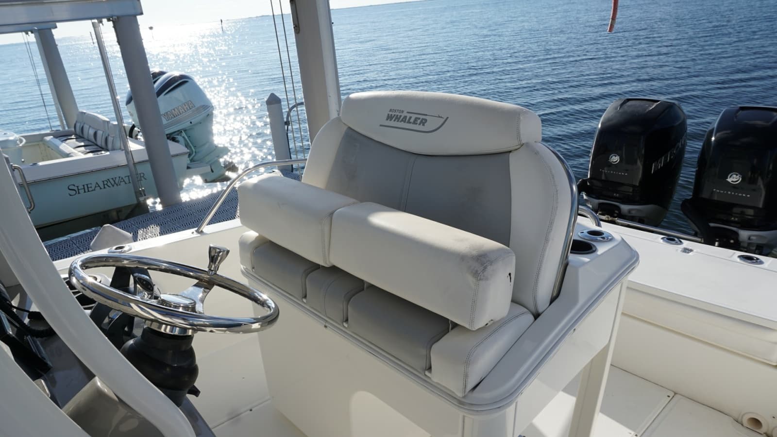 2016 Boston Whaler 270 Dauntless - Photo 2