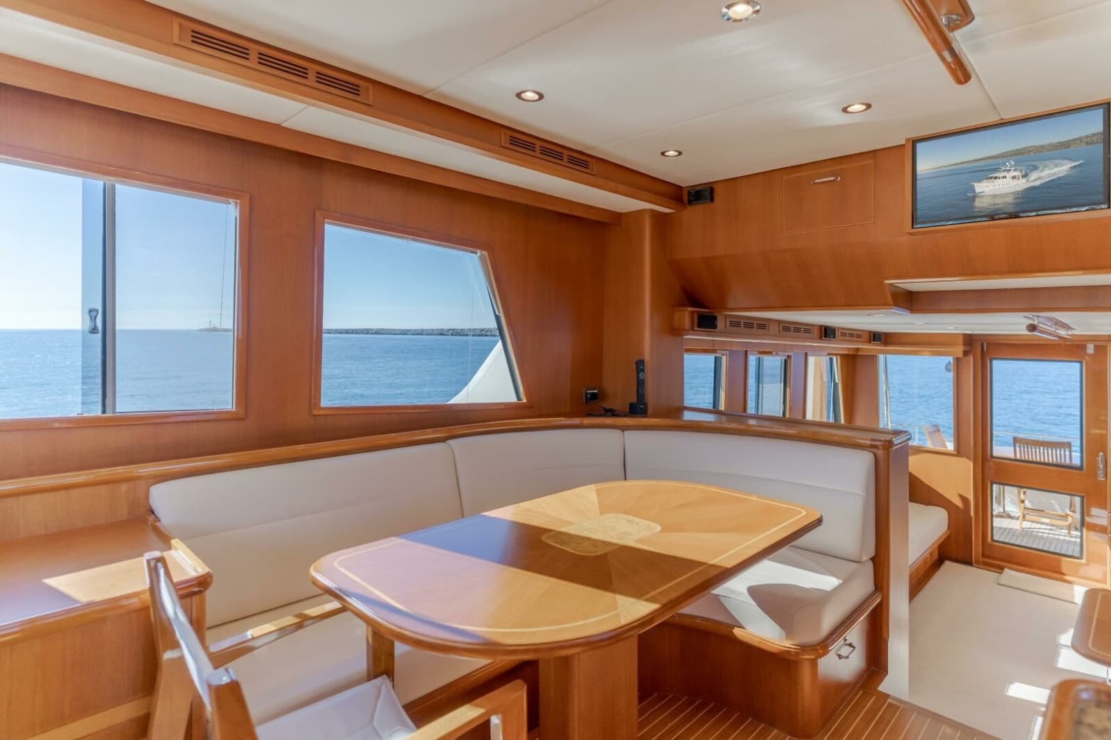 2008 Grand Banks 59 Aleutian RP - Photo 13