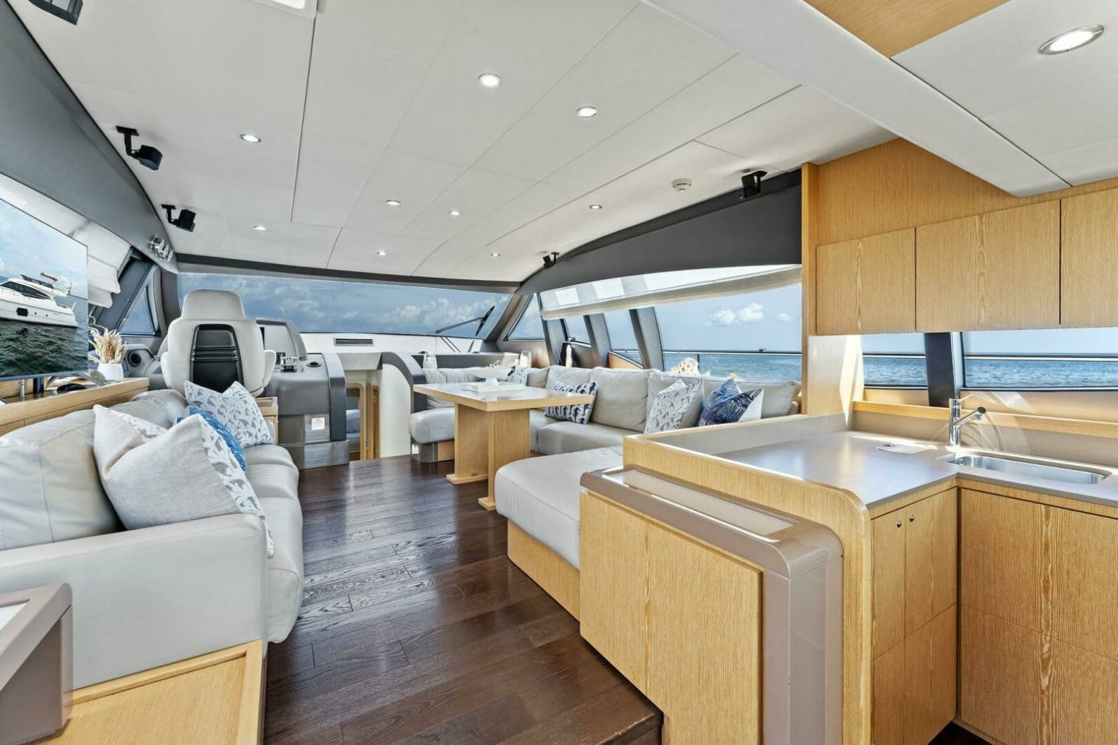 2013 Ferretti Yachts 620 - Photo 15