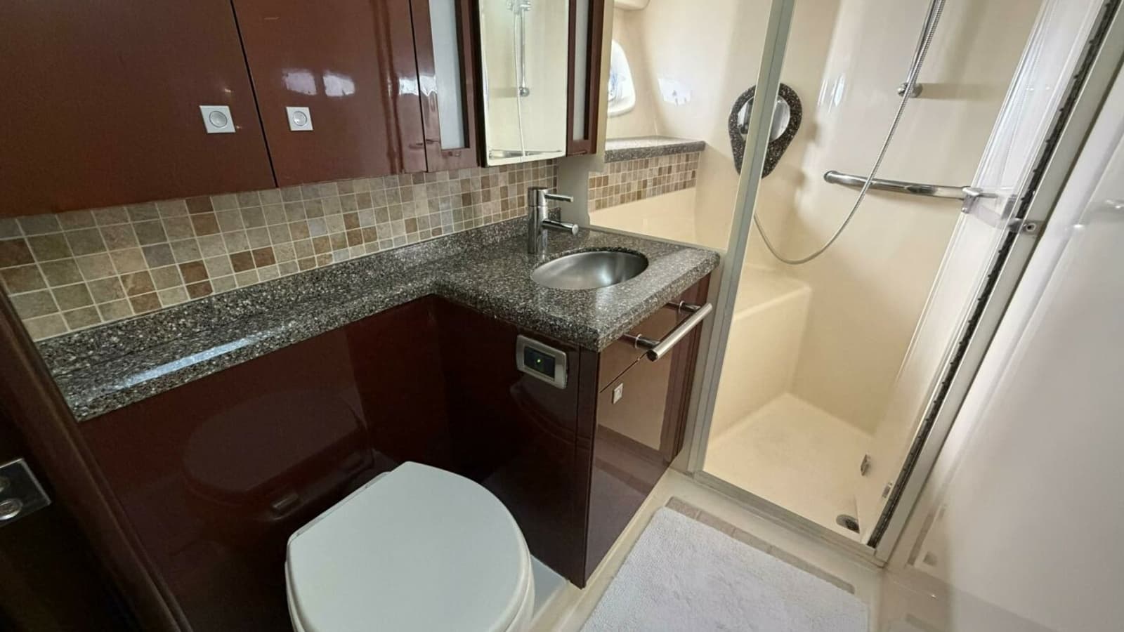 2008 Sea Ray 47 Sedan Bridge - Photo 25