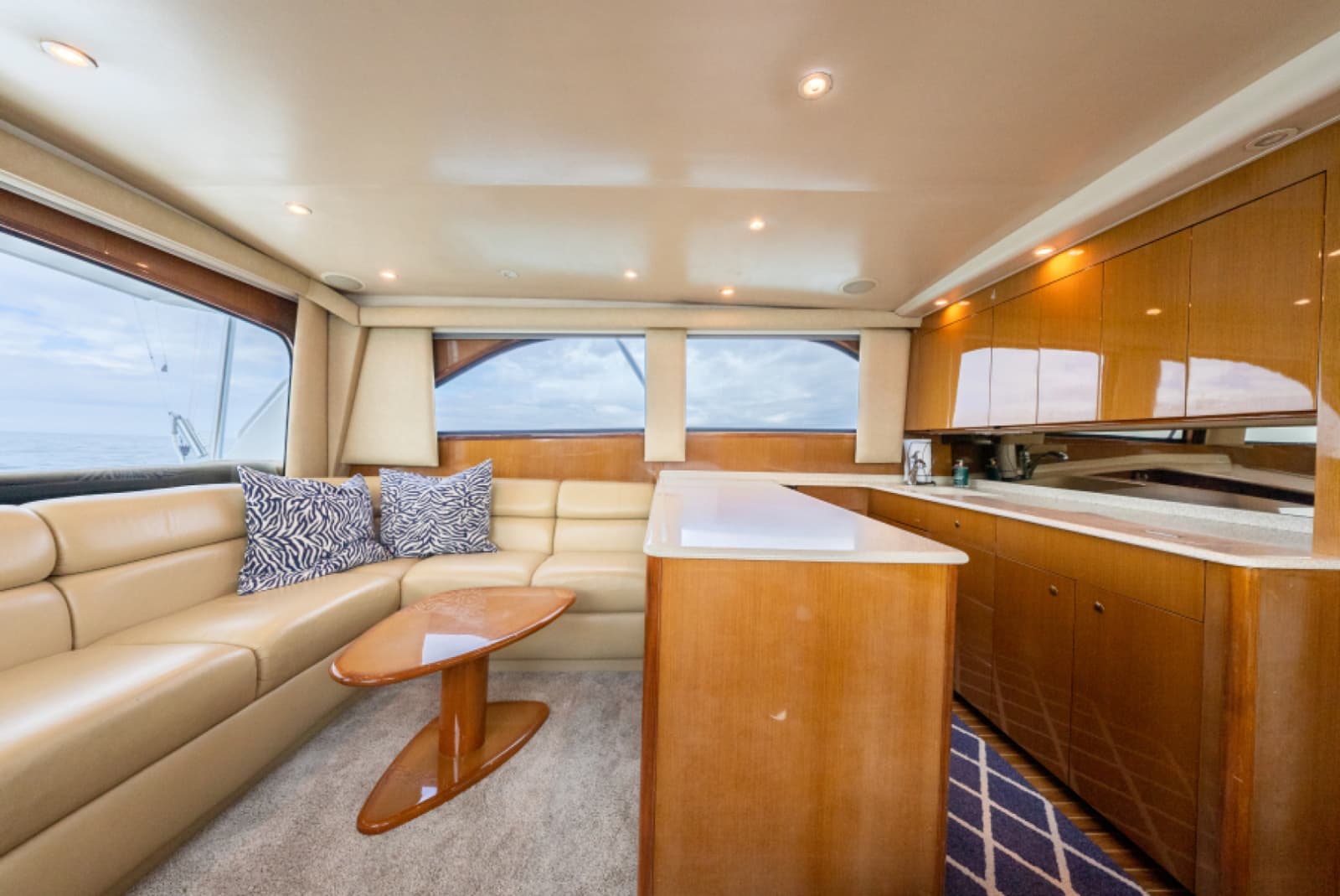 2003 Viking 45 Convertible - Photo 4