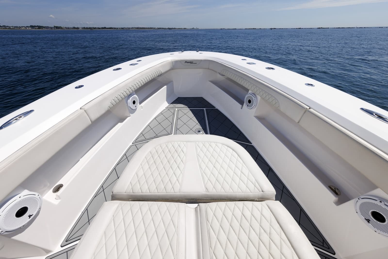 2021 Front Runner 39 Center Console - Photo 15