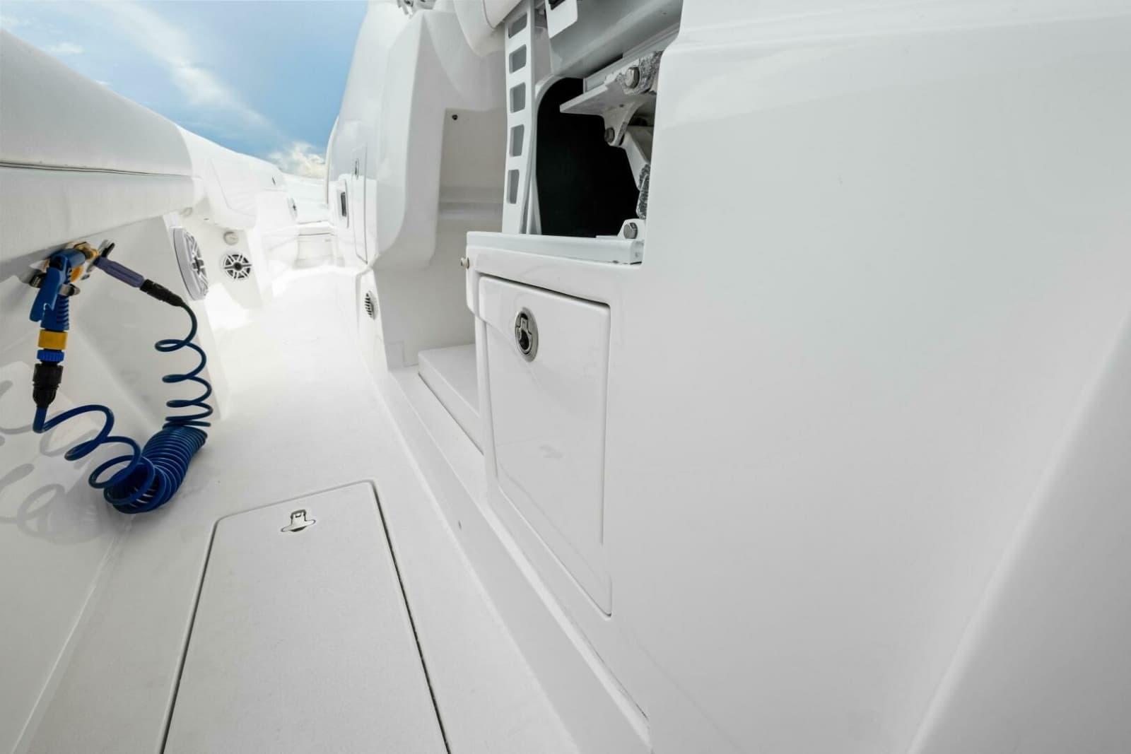 2020 Intrepid 407 Nomad SE - Photo 12