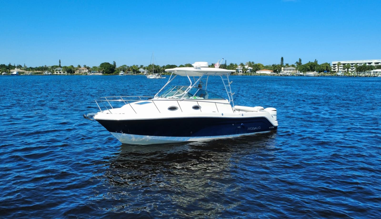 2016 Robalo R305 - Photo 22