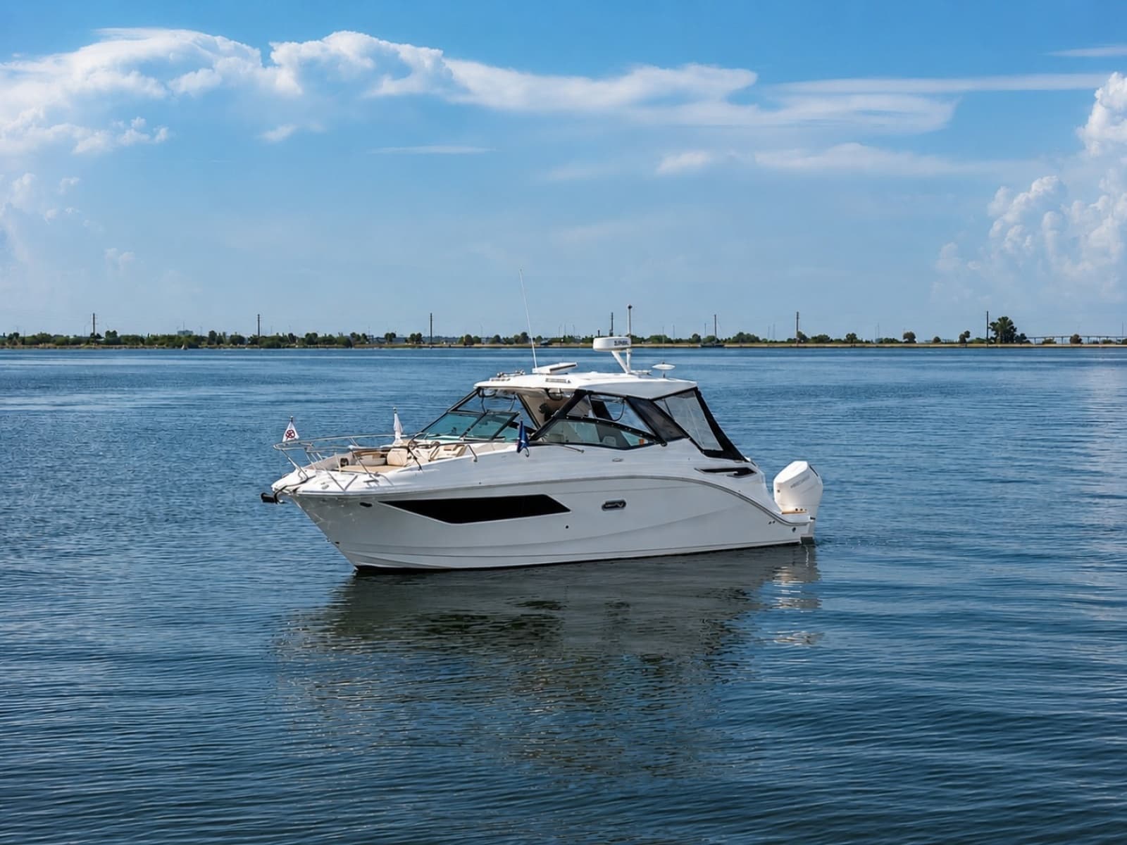 2025 Sea Ray 320 Sundancer - Photo 34