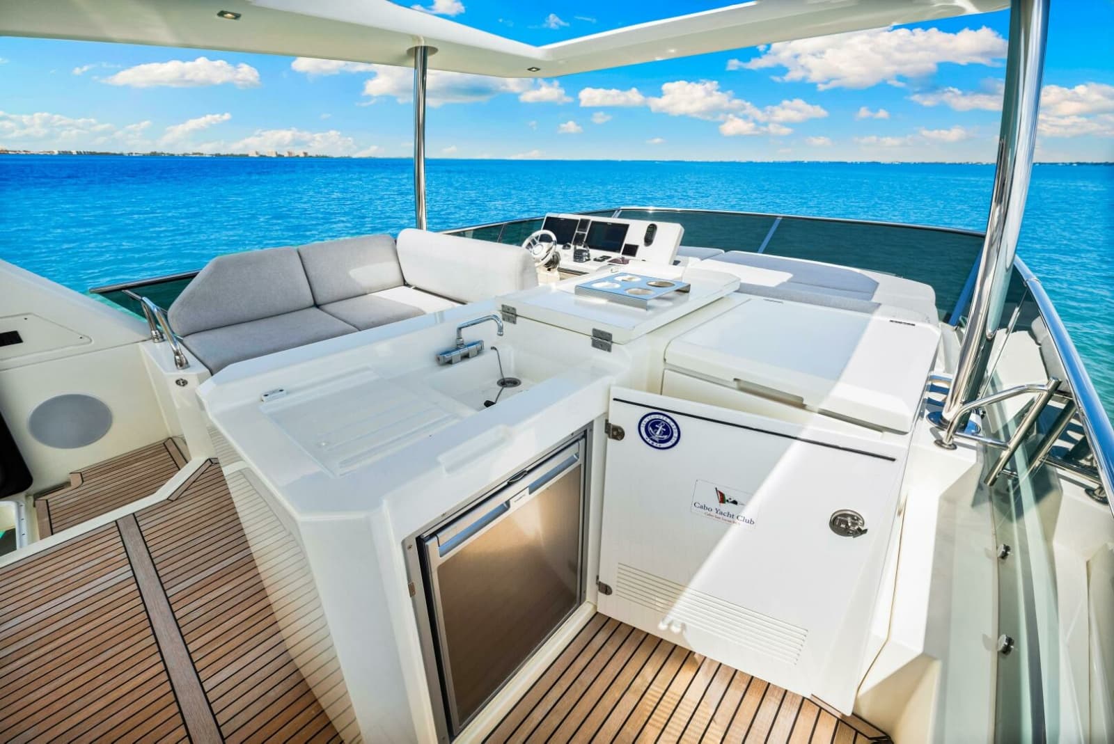 2019 Prestige 630 Flybridge - Photo 14