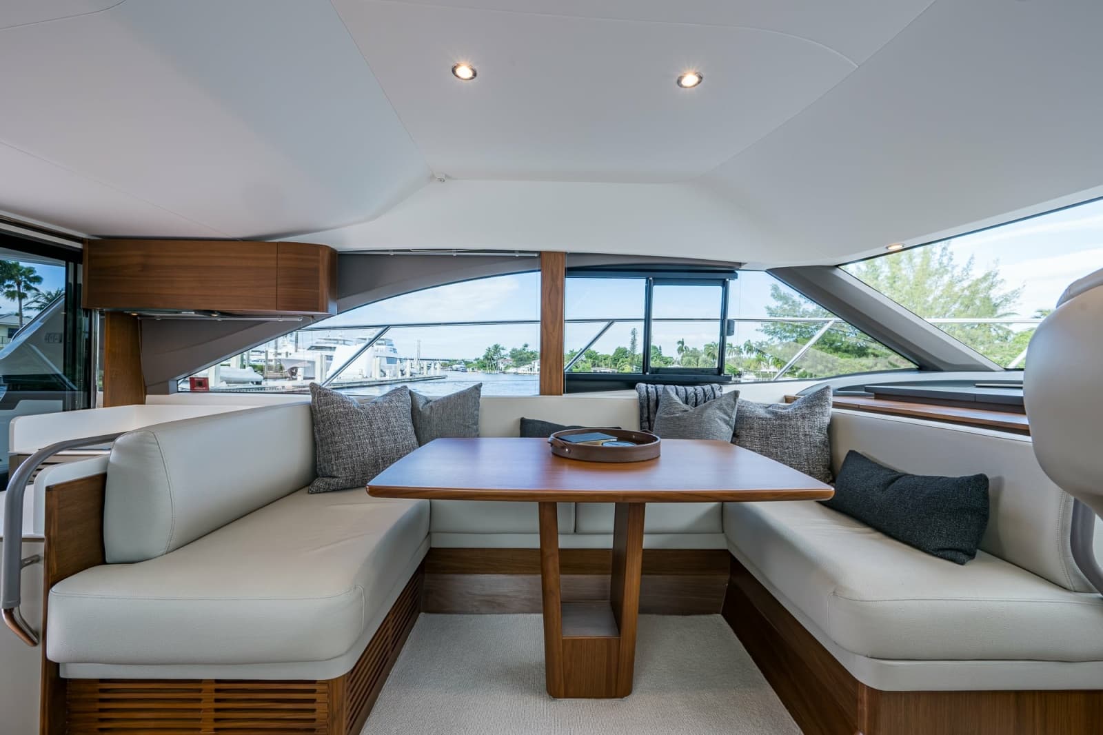 2025 Princess F45 - Photo 28