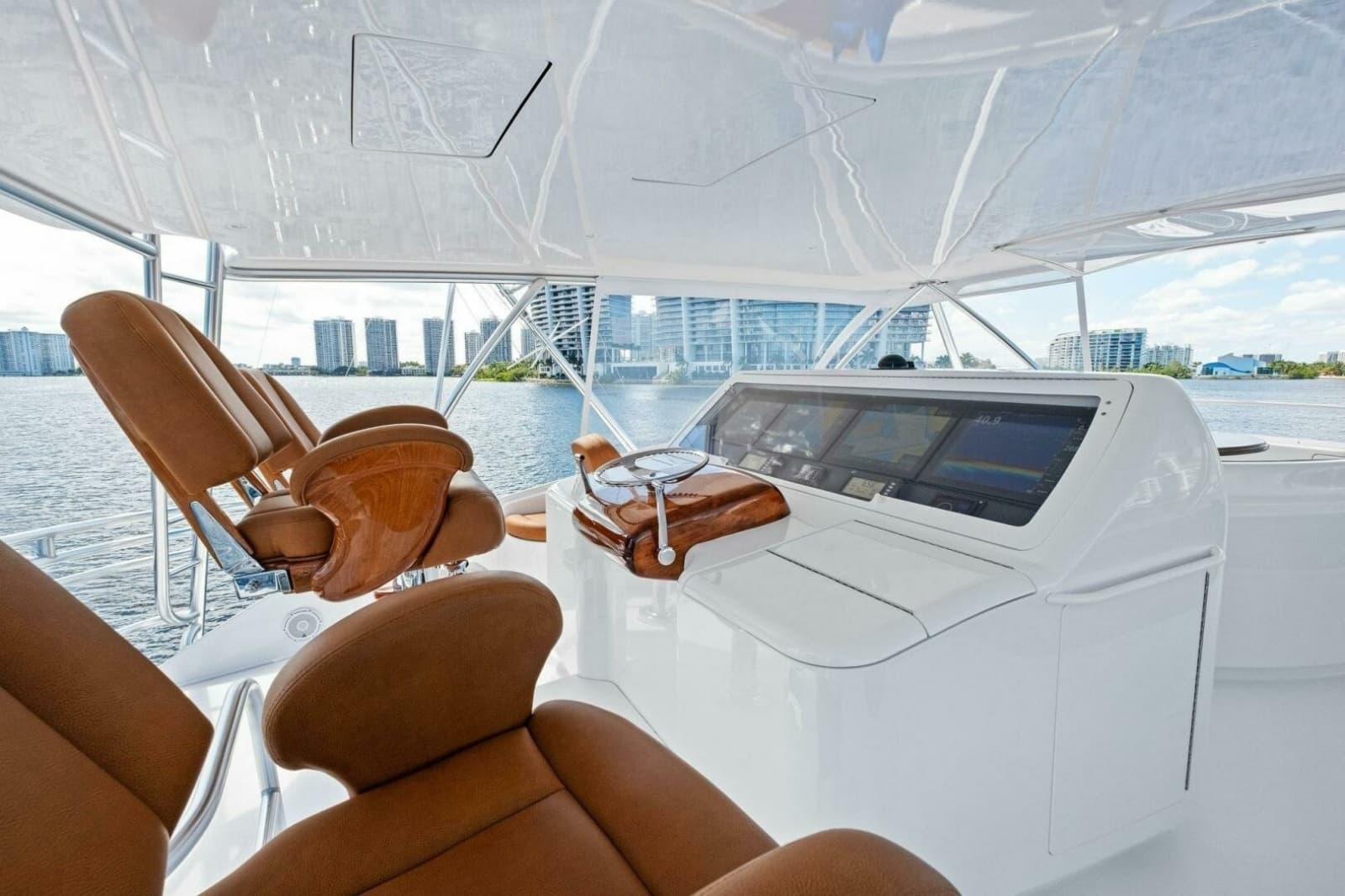 2012 Viking 82 Convertible - Photo 159