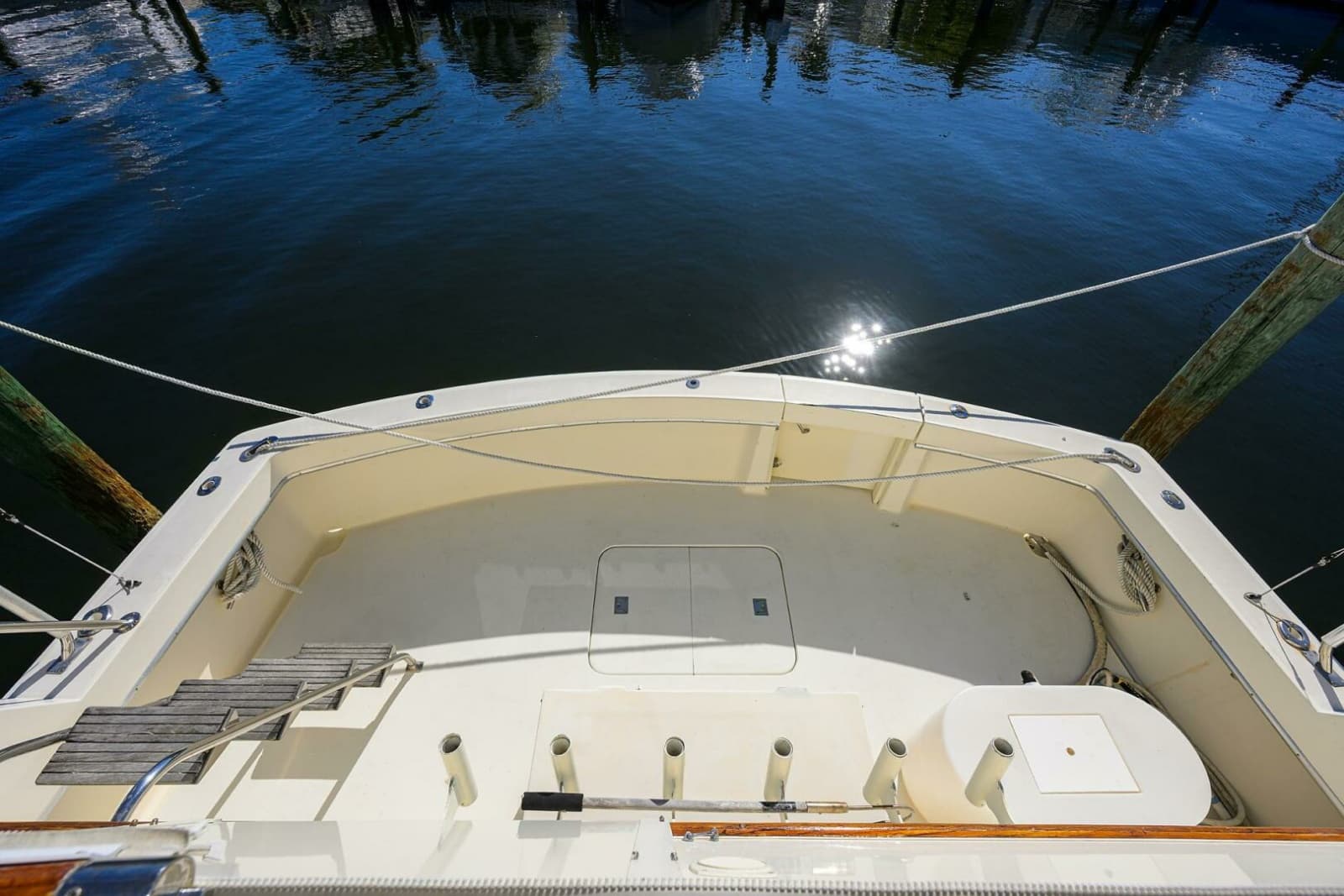 1987 Hatteras 63 Motor Yacht - Photo 53