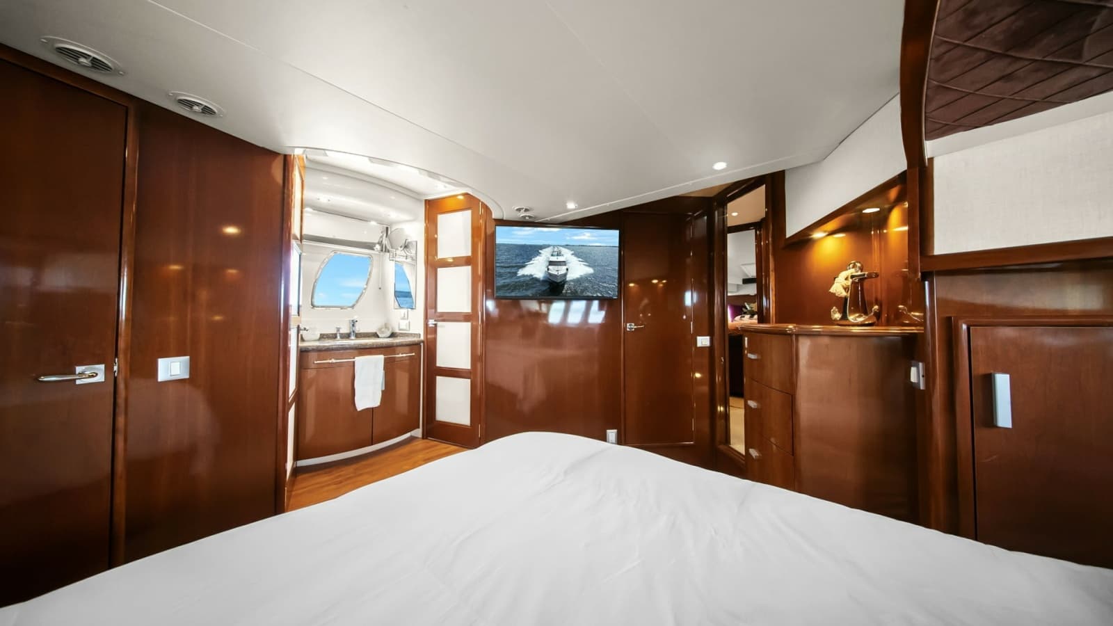 2008 Carver 56 Voyager - Photo 28