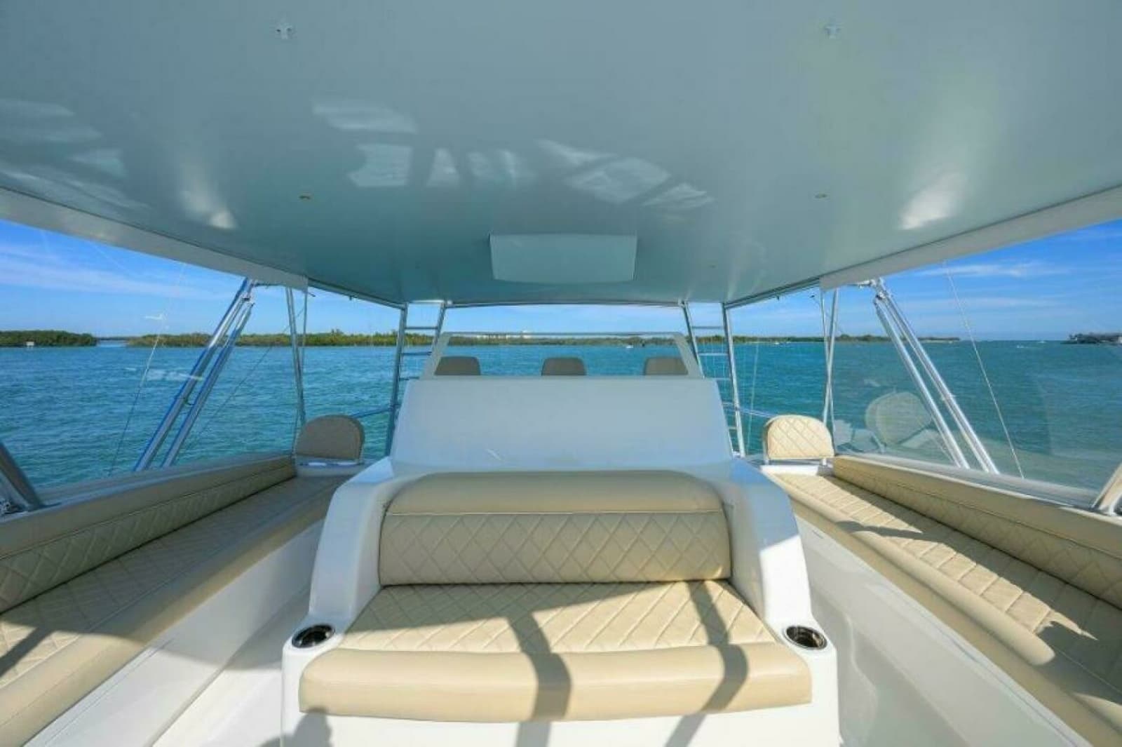 2020 Viking 72 Convertible - Photo 39