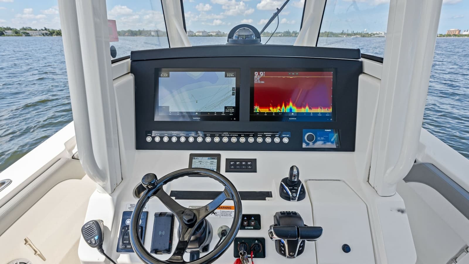 2022 Regulator 31 - Photo 2