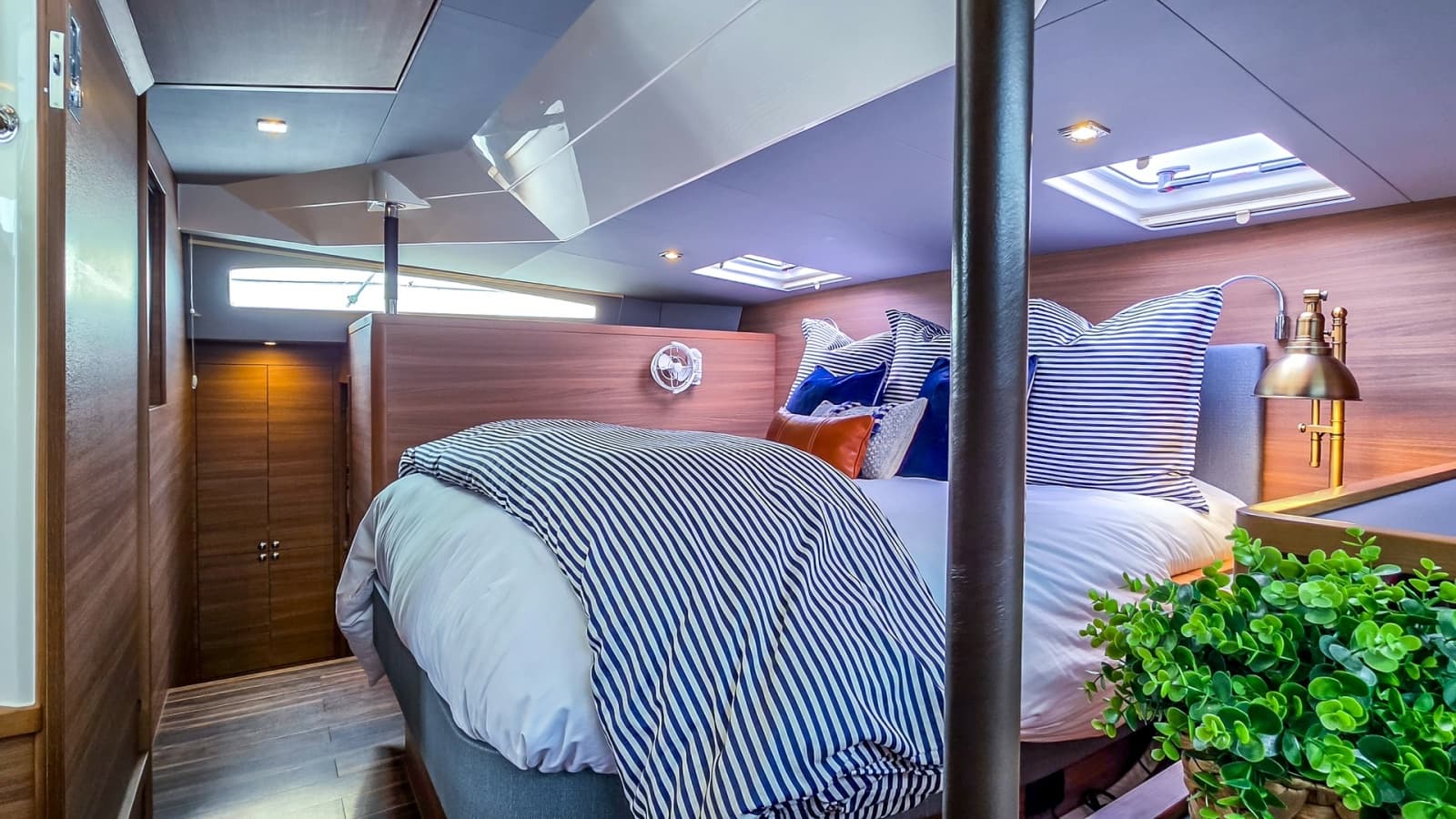 2023 Aquila 44 Catamaran - Photo 18
