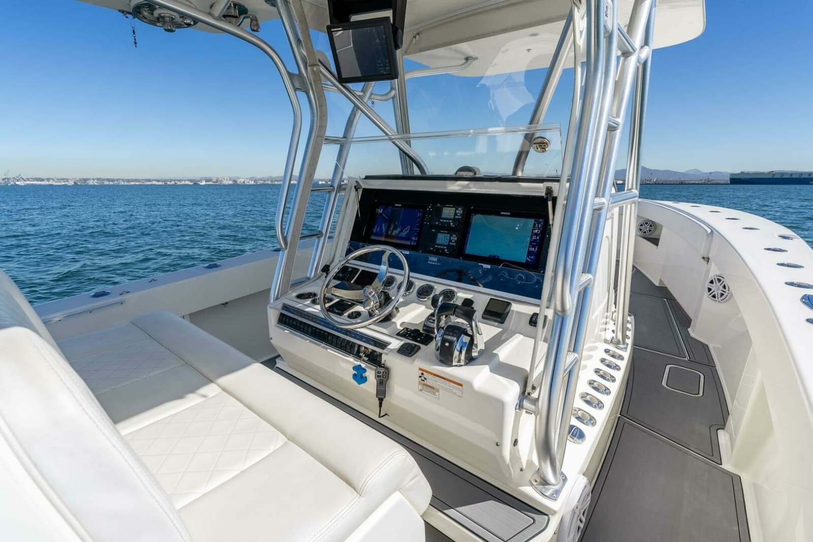 2018 SeaVee 370 Z - Photo 19