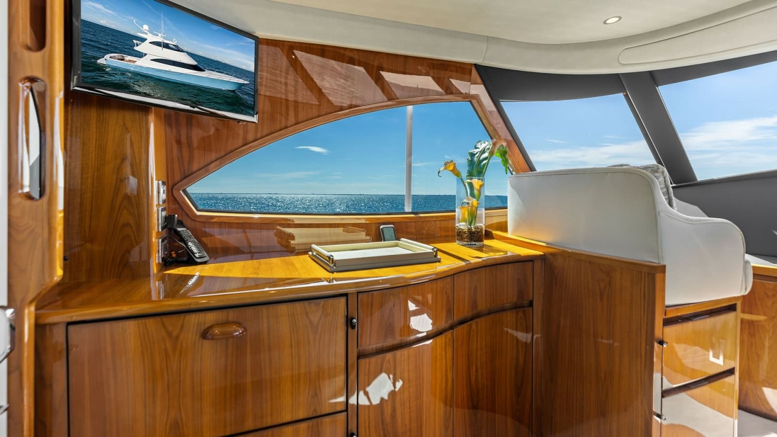 2018 Viking 62 Enclosed Bridge - Photo 82