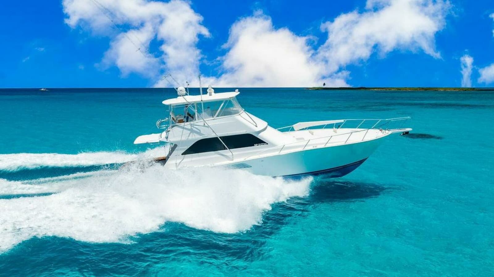 1999 Viking 55 Convertible - Photo 46