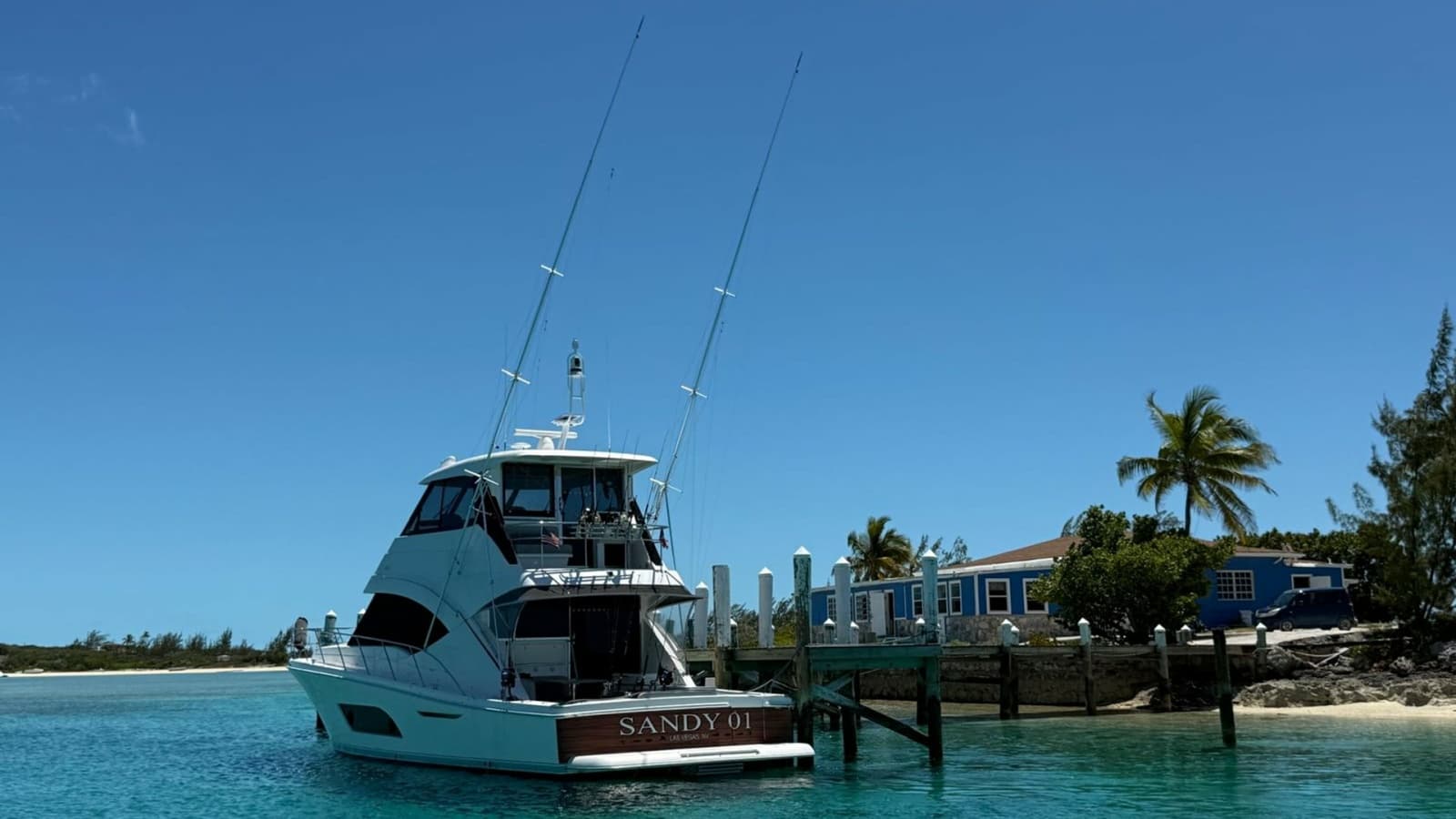 2021 Riviera 57 Enclosed Bridge - Photo 33
