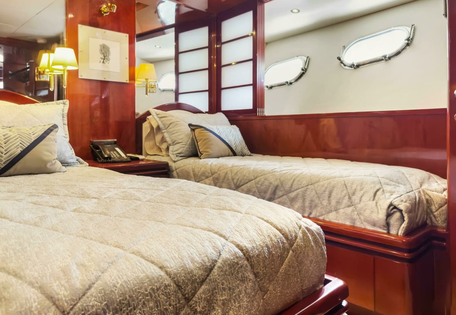 2005 Ocean Alexander 80 motoryacht - Photo 48