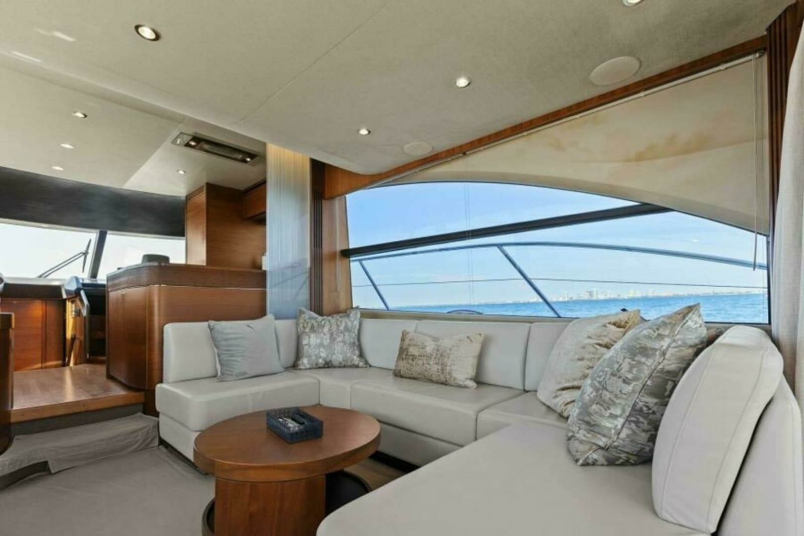 2016 Princess 60 Flybridge - Photo 22
