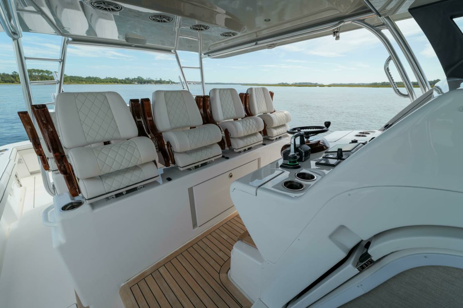 2024 Valhalla Boatworks V-55 - Photo 16