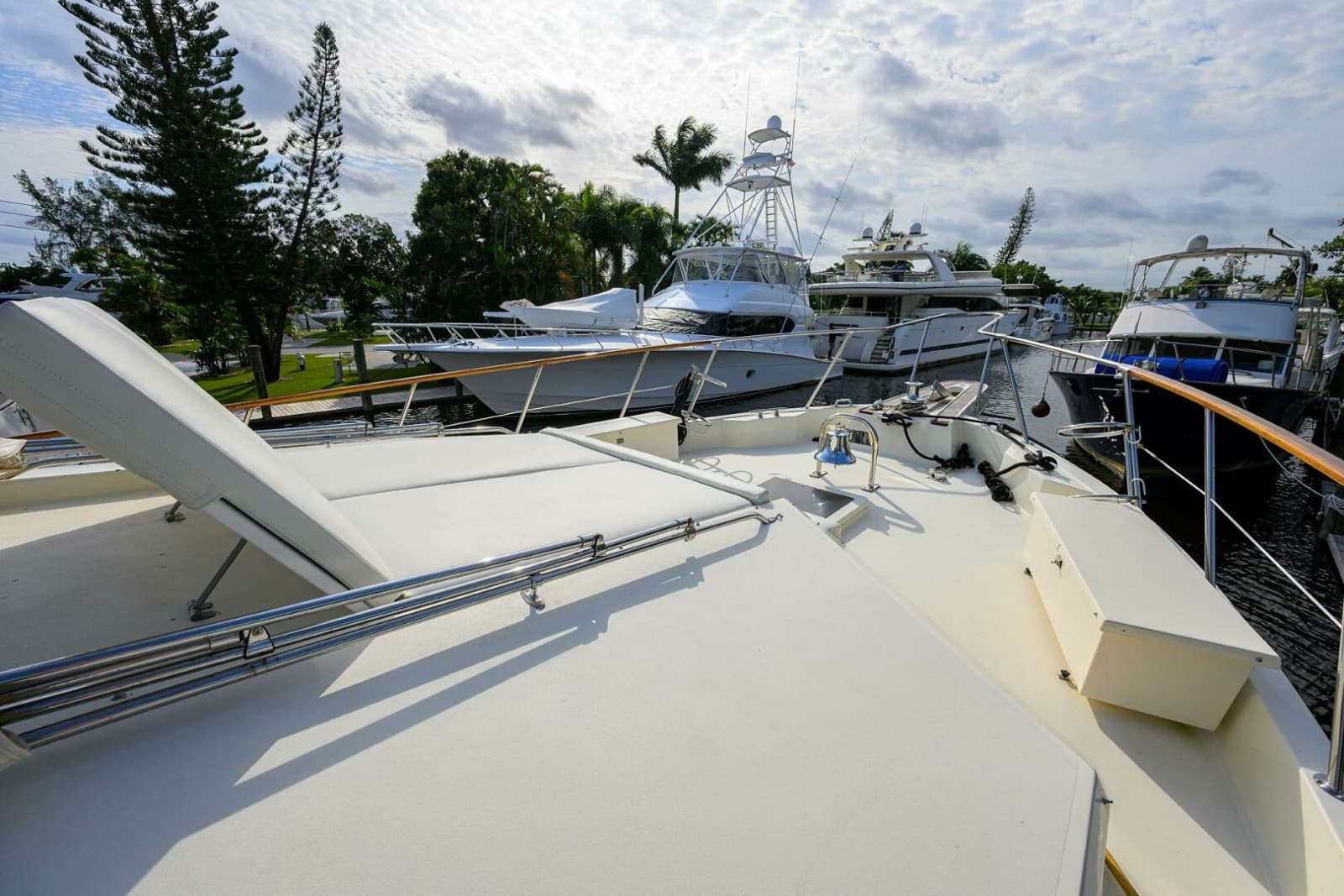 1991 Hatteras 78 Cockpit Motor Yacht - Photo 59
