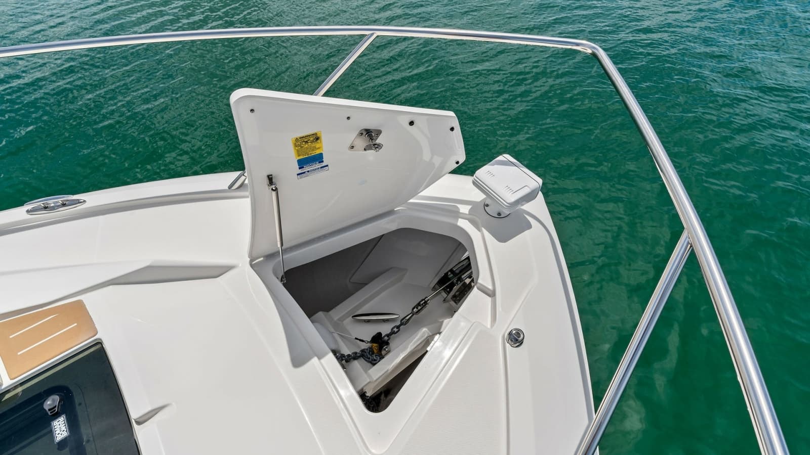 2025 Tiara Yachts 48LE - Photo 37