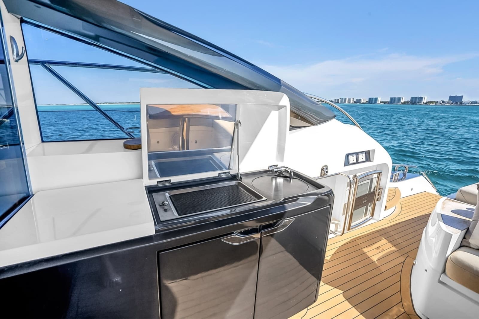 2016 Princess V58 - Photo 56