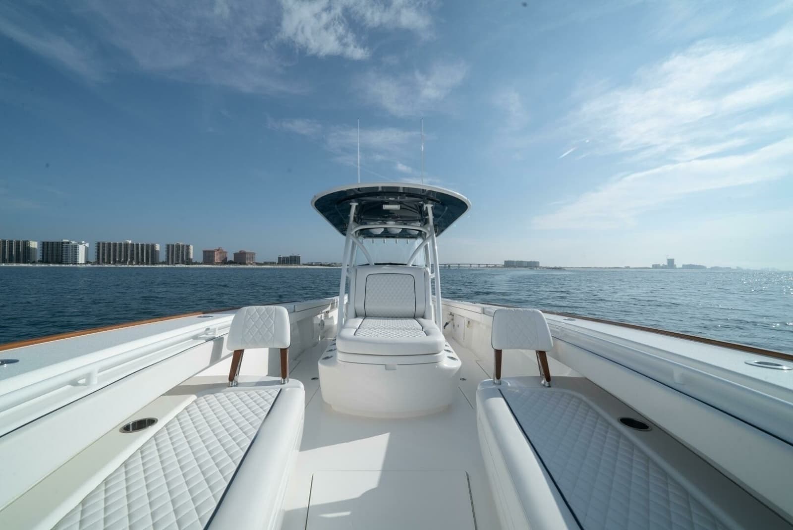 2022 Valhalla Boatworks V-37 - Photo 17