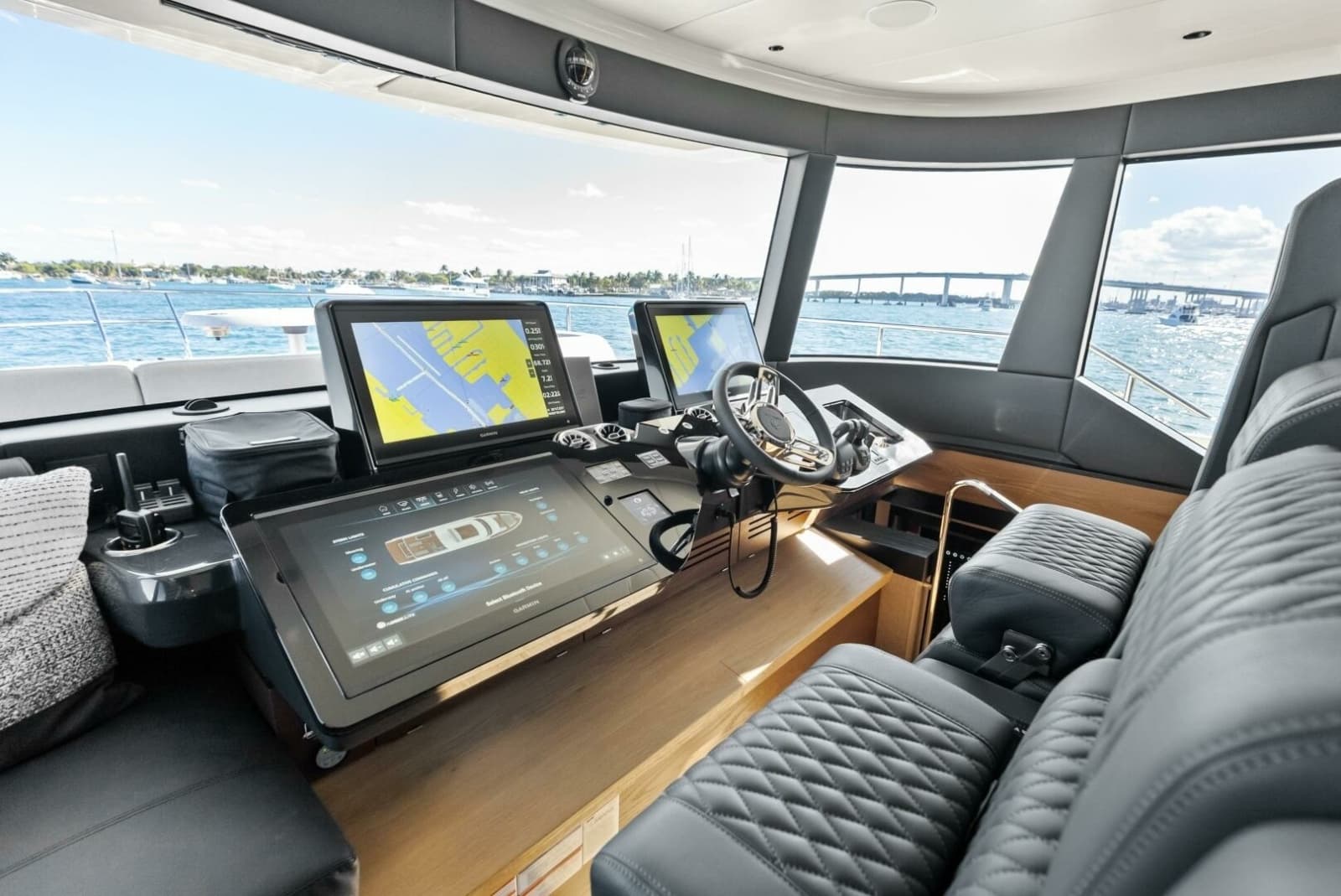 2025 Absolute 75 Navetta - Photo 3