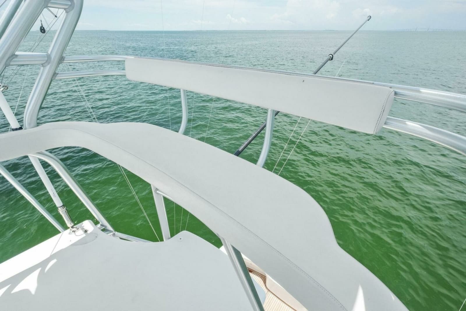 2015 Viking 52 OPEN - Photo 43