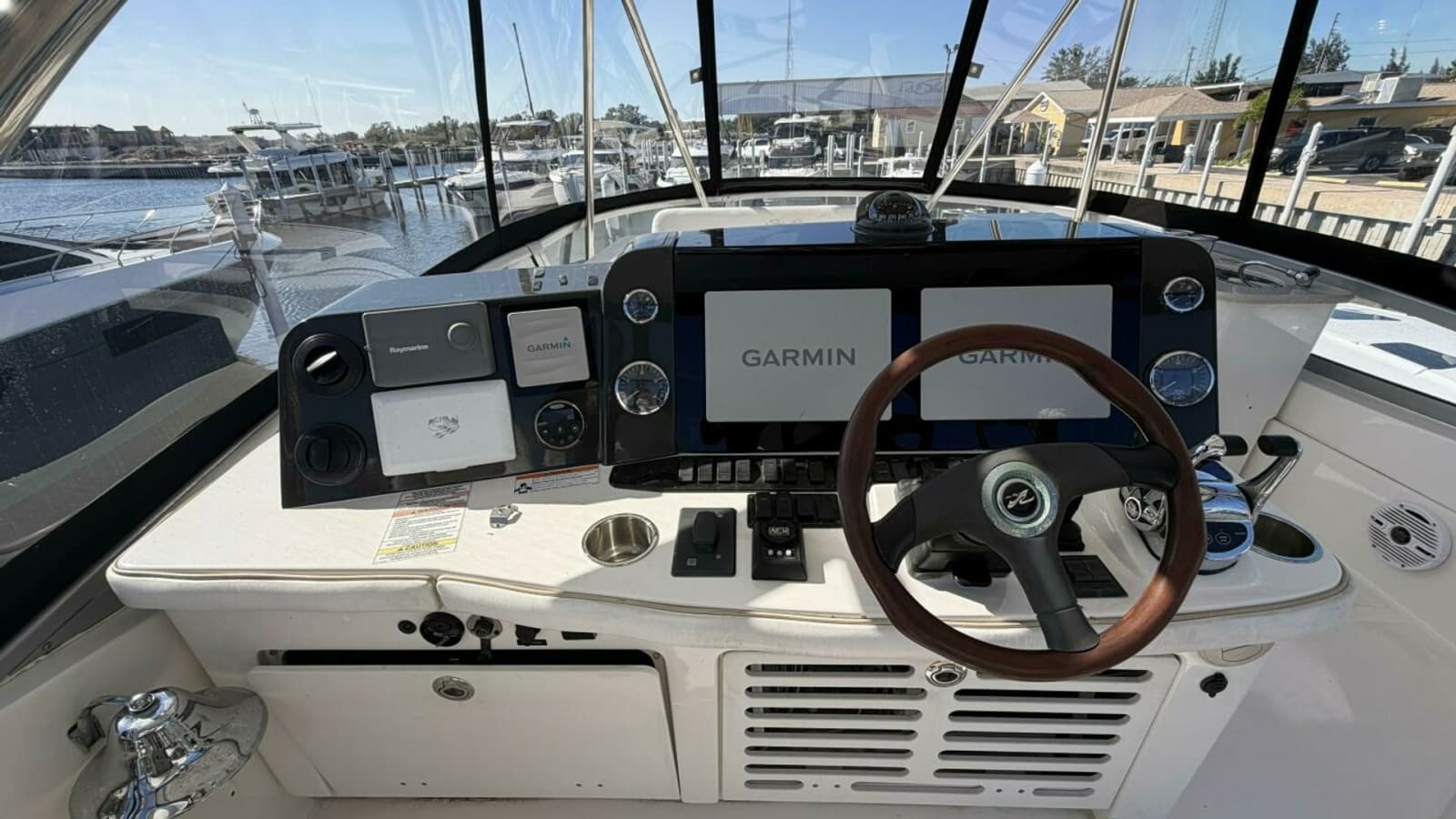 2008 Sea Ray 47 Sedan Bridge - Photo 2